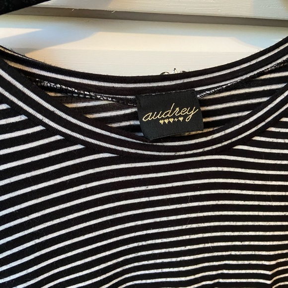 Audrey 3+1 Striped Oversized Tee - Picture 2 of 3